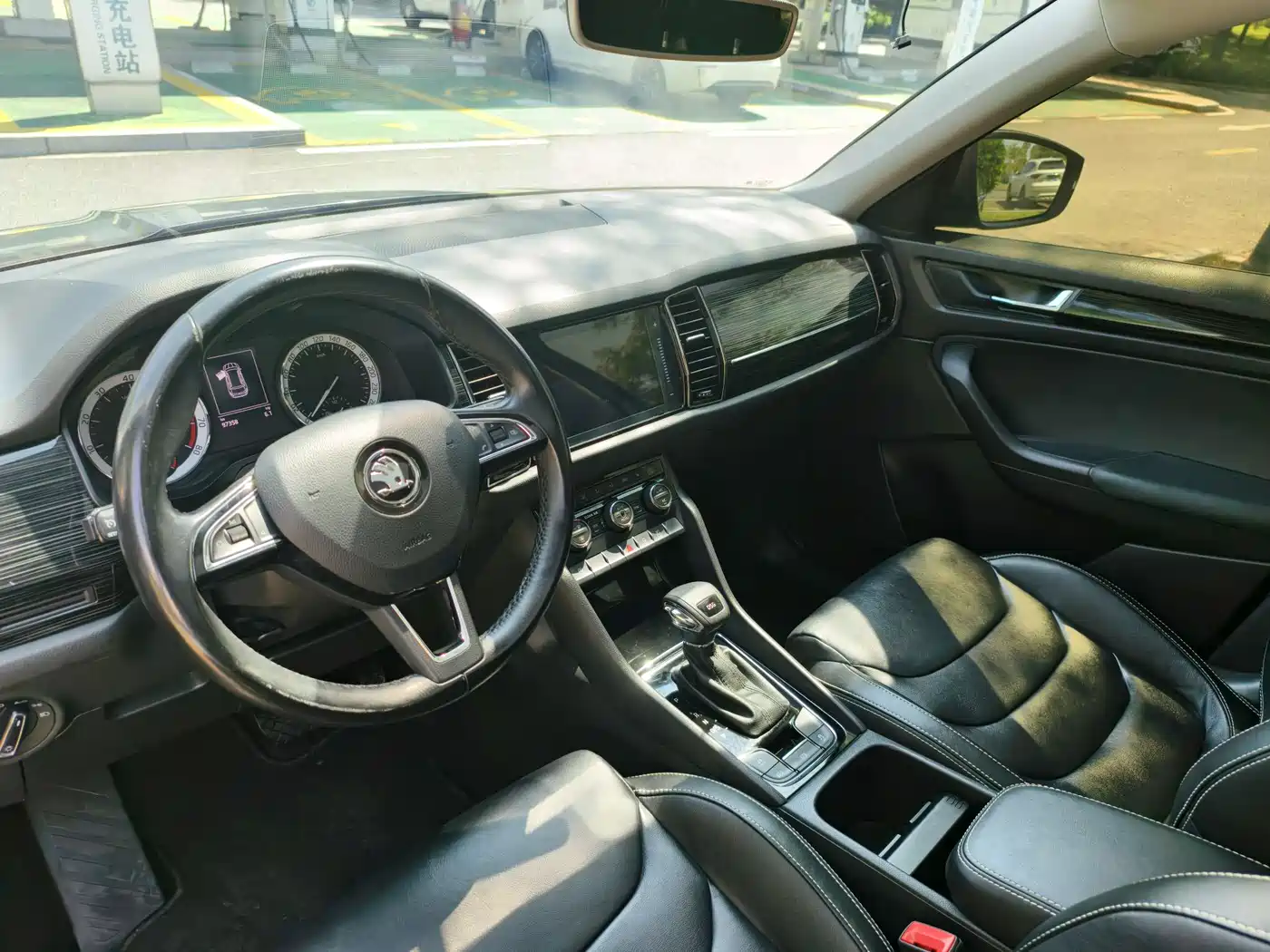 Škoda Kodiaq 2018 Facelift TSI330 5-seat 2WD Premium Luxury Edition фото 13