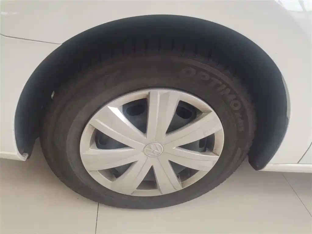 Volkswagen Jetta 2017 1.5L Manual Fashion фото 23