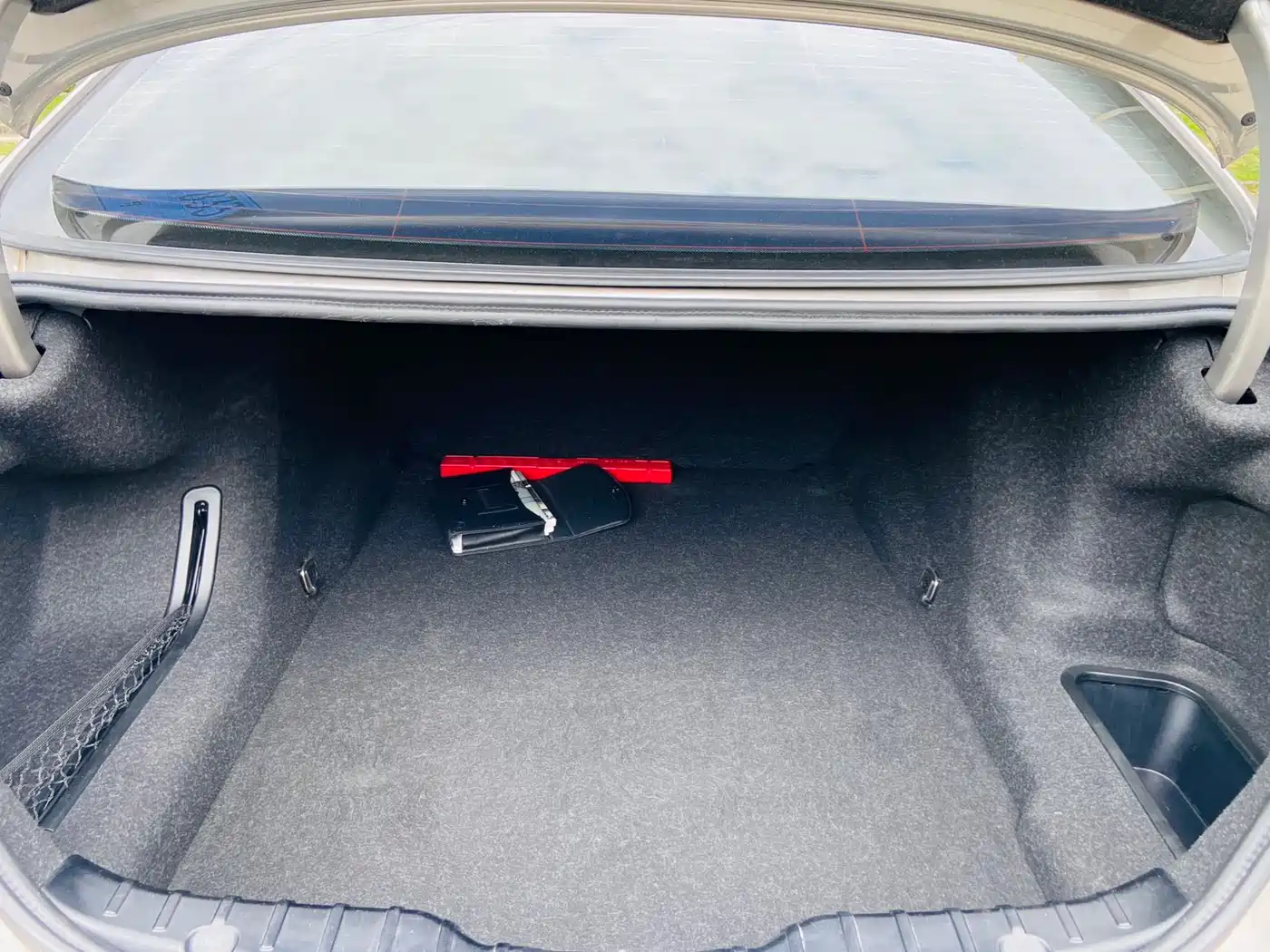 BMW 5 Series 2014 525Li Leading фото 9