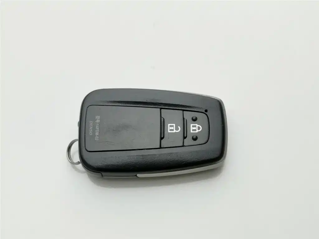 Toyota IZOA 2020 2.0L Yi Xiang Edition фото 19
