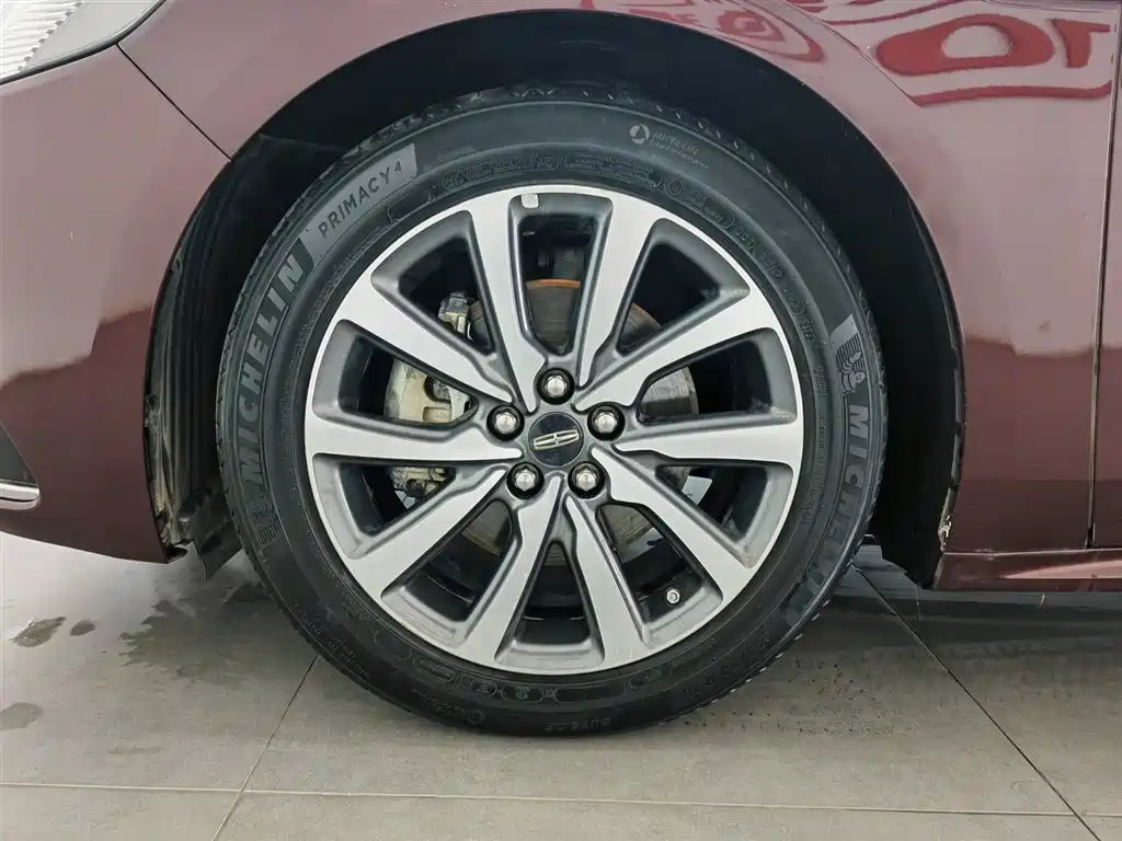 Lincoln Continental 2017 2.0T 2WD Premium Edition фото 17