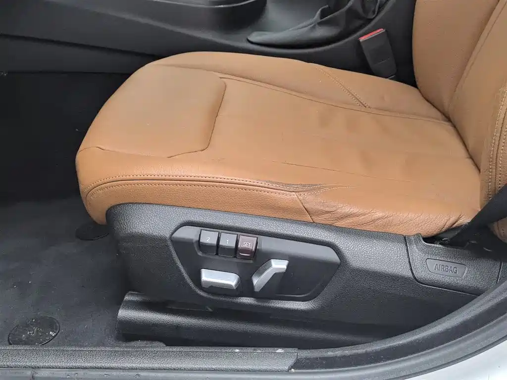 BMW 3 Series GT 2016 320i Design Package фото 20