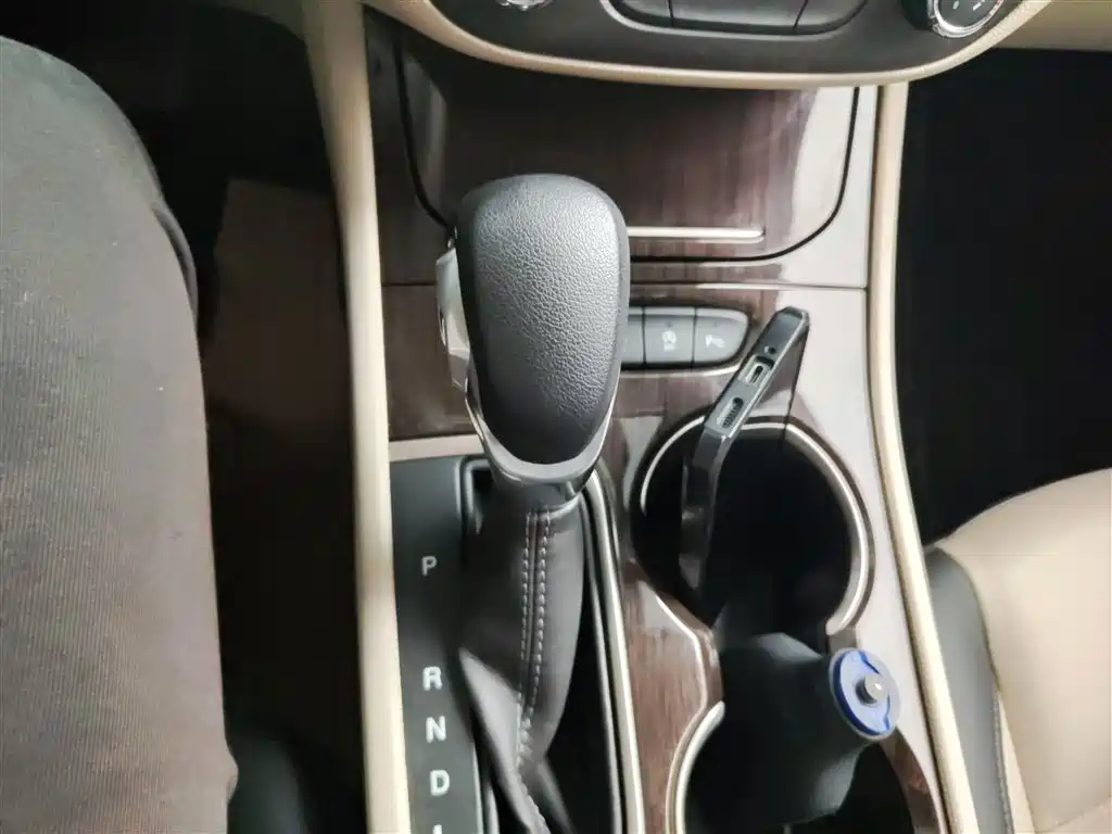 Buick Verano 2019 Sedan 15S Auto Leading фото 6