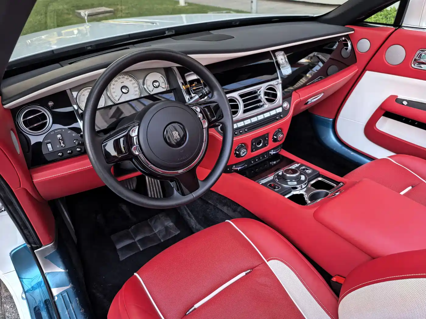 Rolls-Royce Dawn 2021 2018 6.6T Standard