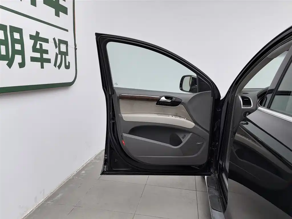 Audi Q7 2011 3.0 TFSI Comfort (200kW) фото 8