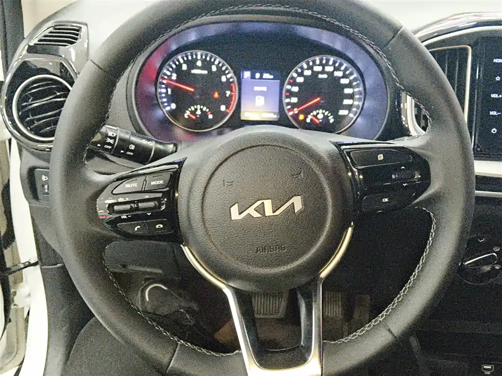Kia KX1 2021 1.4L CVT Fun Edition фото 11