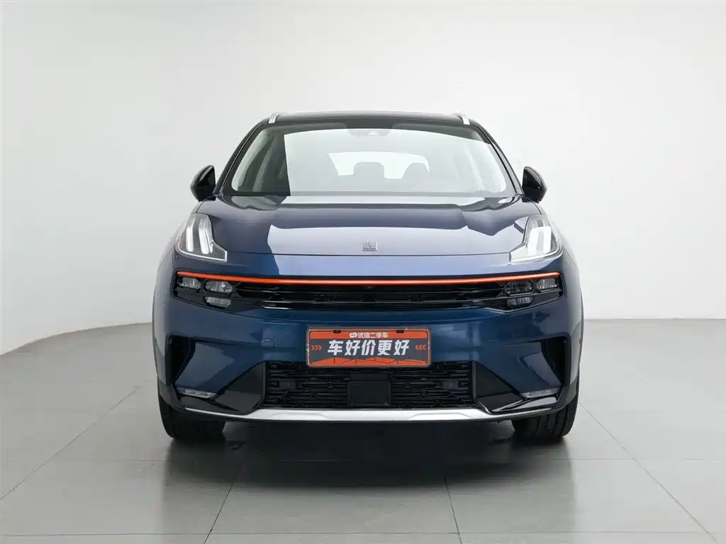 Lynk & Co 06 2020 1.5T Halo фото 3