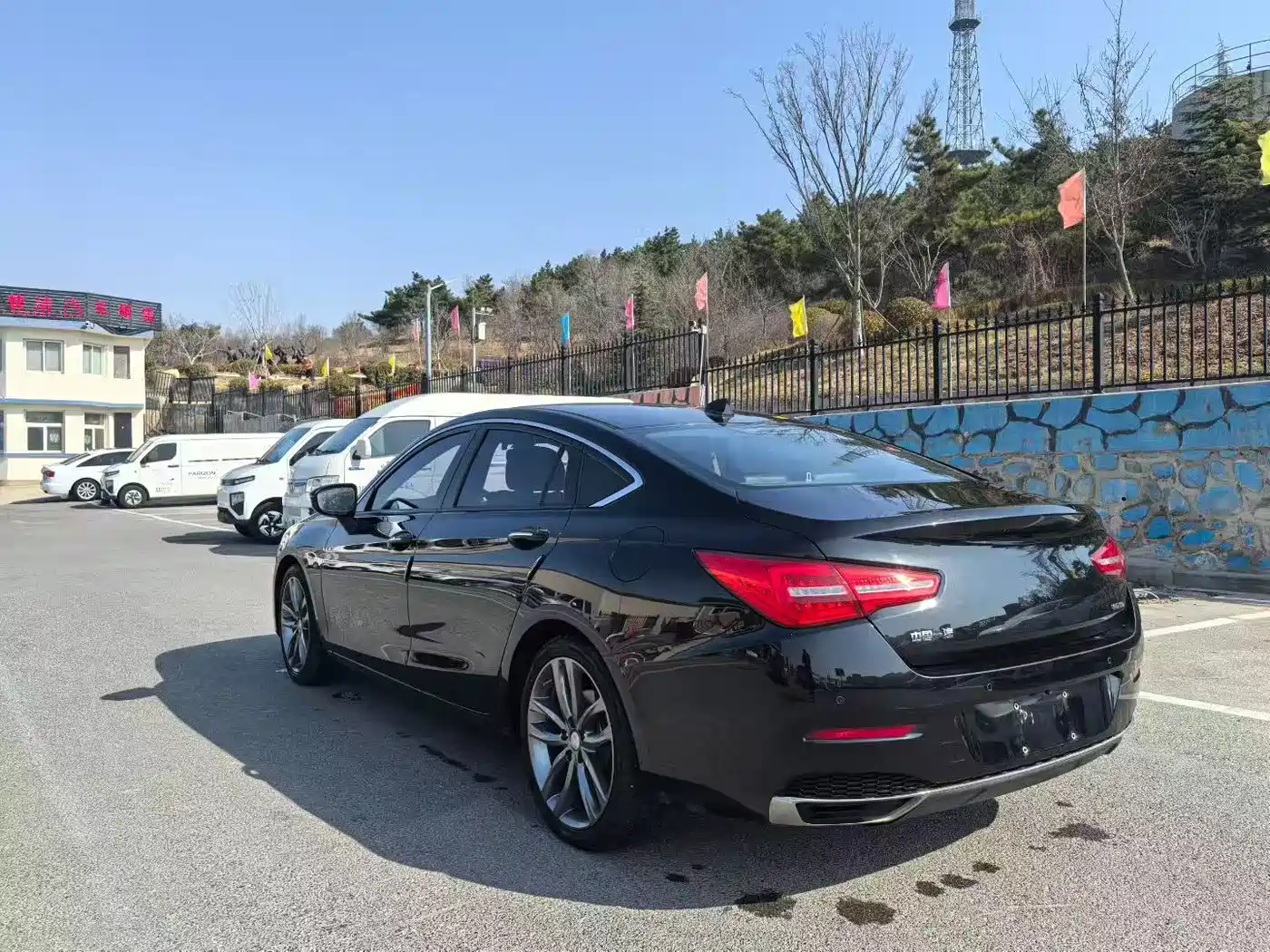 Hongqi H5 2018 30TD Smart Connect Agile Edition фото 9