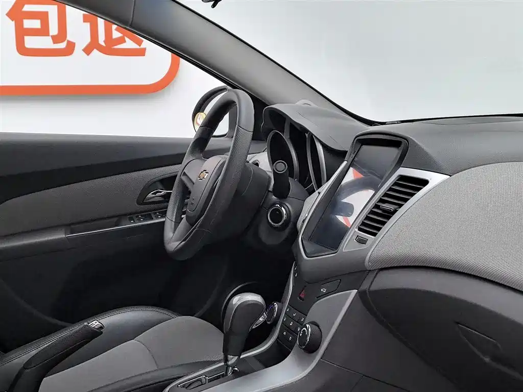 Chevrolet Cruze 2013 Model 1.6L SE AT фото 22