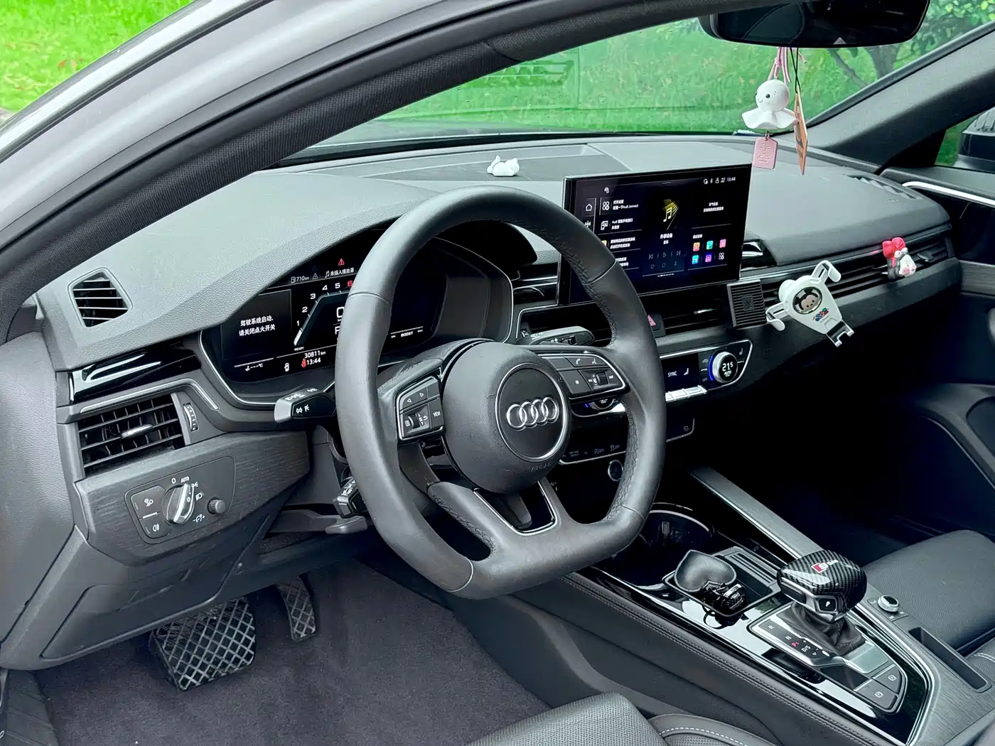 Audi A4L 2023 40 TFSI Luxury Sport фото 4