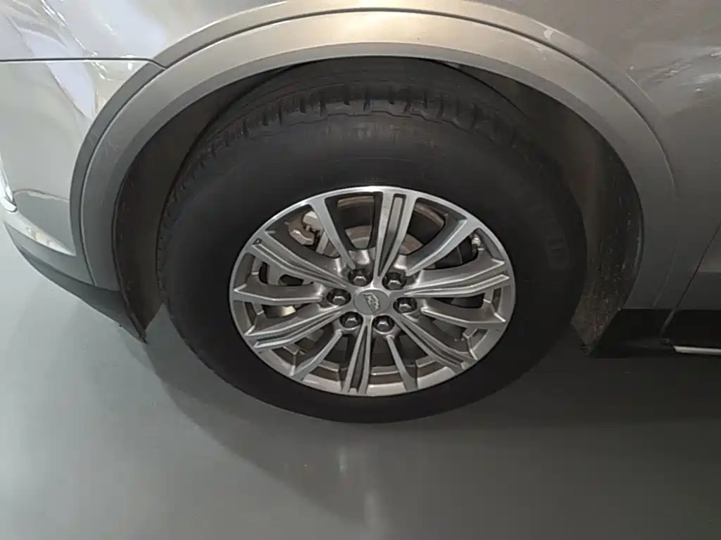 Cadillac XT5 2017 2018 25T Luxury