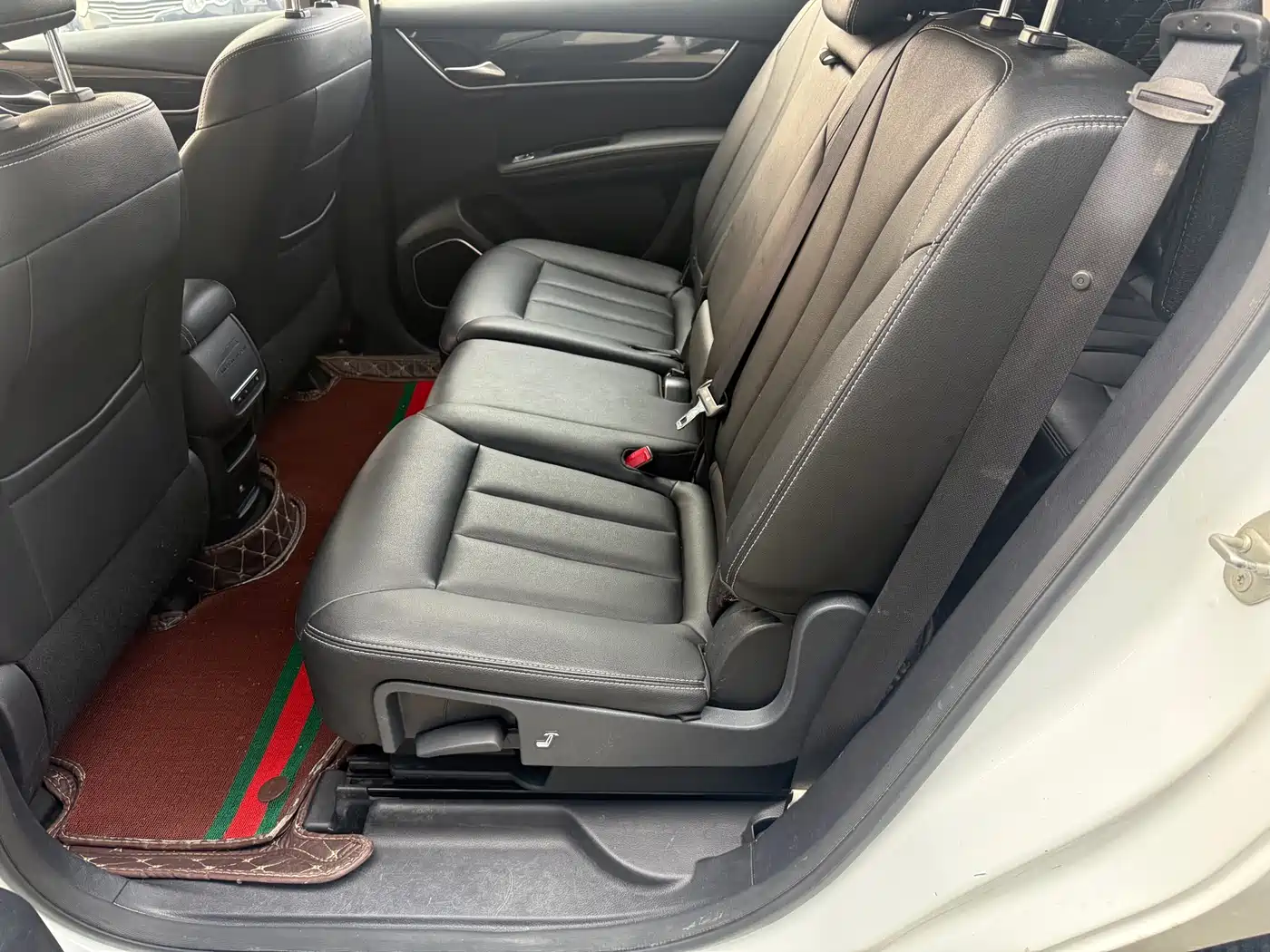 BYD Song MAX 2017 1.5T Auto Smart Connect Premium 7-seater фото 8