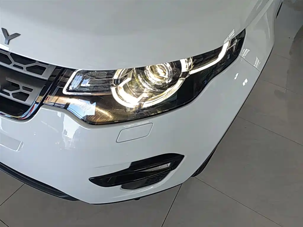 Land Rover Discovery Sport 2018 240PS PURE Edition фото 24