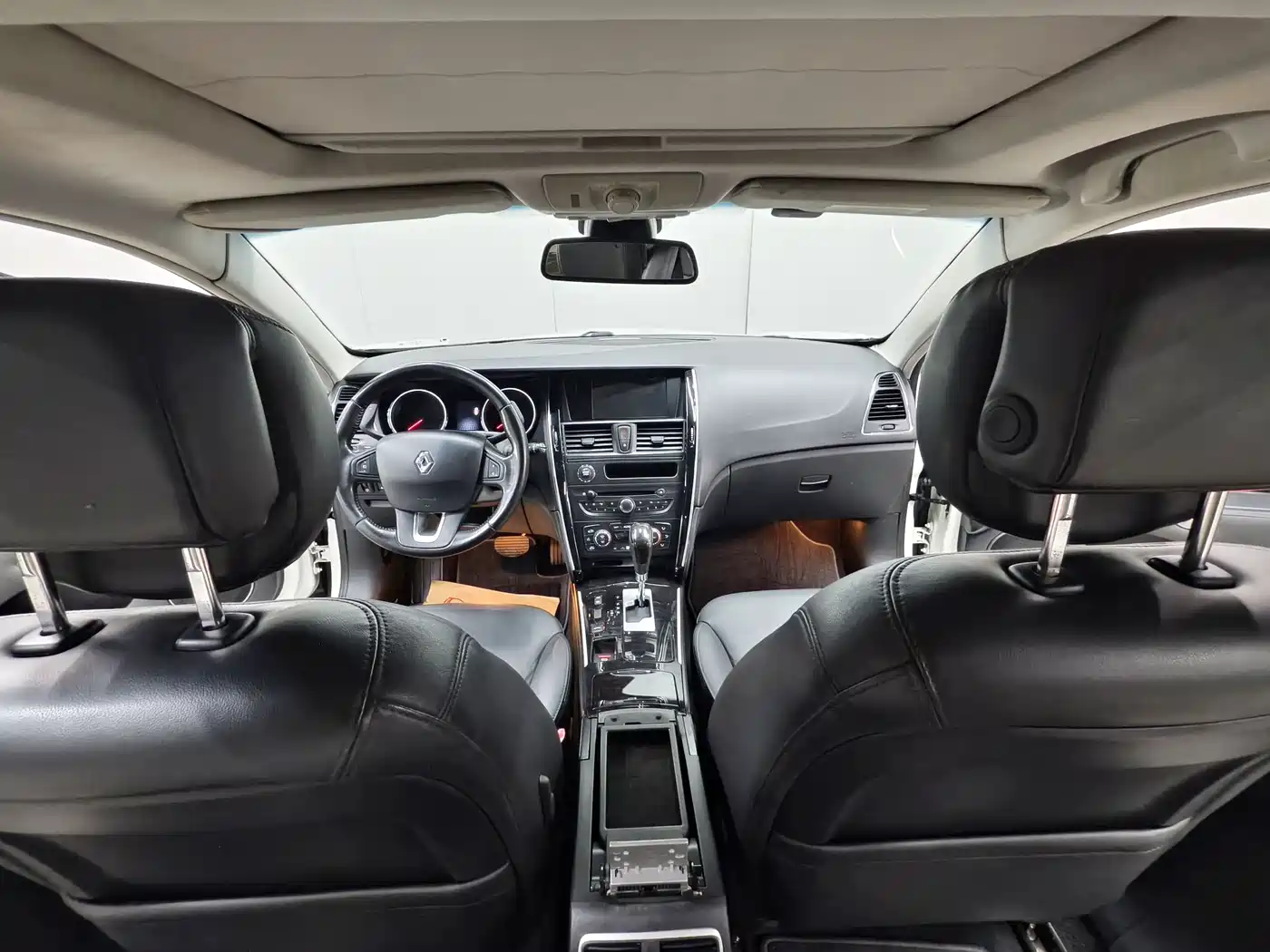 Renault Talisman 2013 2.5L Luxury Edition фото 10