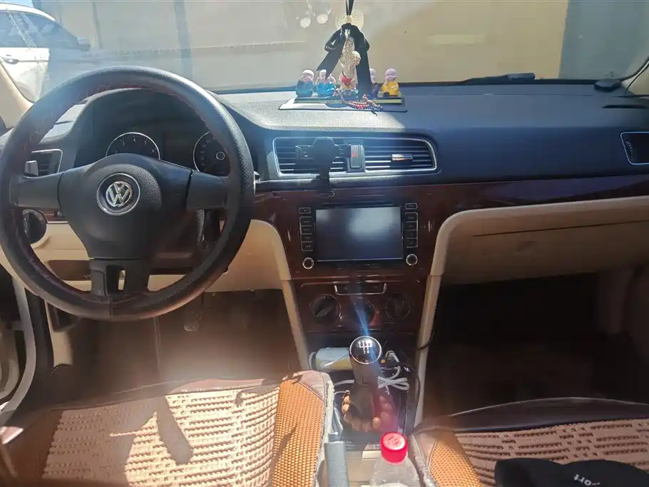 Volkswagen Lavida 2013 Facelift 1.4TSI Manual Comfort фото 12