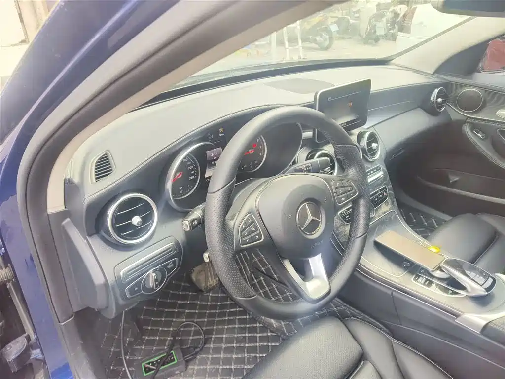 Mercedes-Benz C-Class 2017 Facelift C 180 L Fashion Sport Edition фото 6