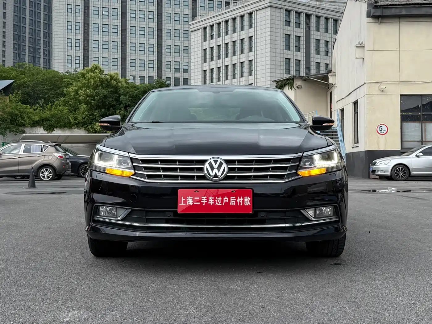 Volkswagen Passat 2017 330TSI DSG Luxury