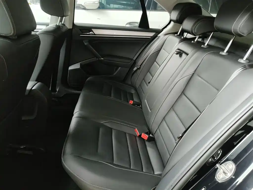 Volkswagen Bora 2018 1.5L Automatic Comfort фото 17
