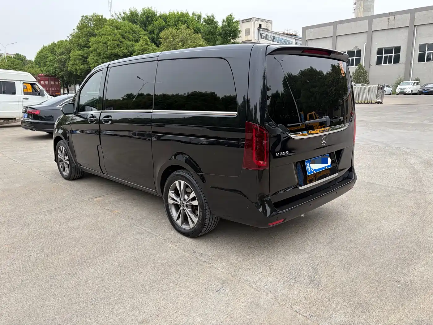 Mercedes-Benz V-Class 2018 V 260 Navigator Edition China VI фото 7