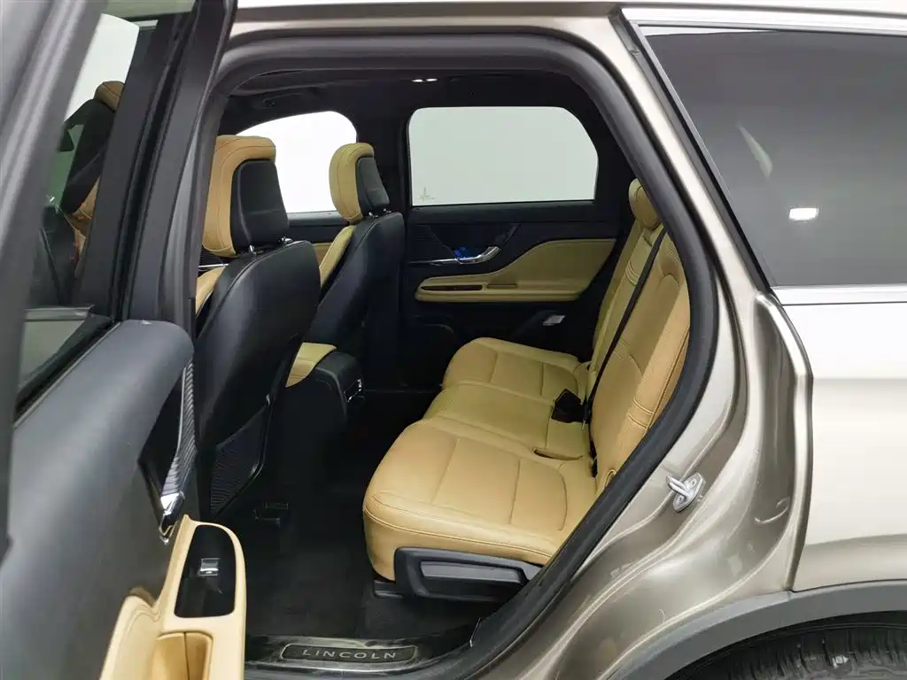 Lincoln Adventurer 2020 2.0T 4WD Premium Elegance Edition фото 15