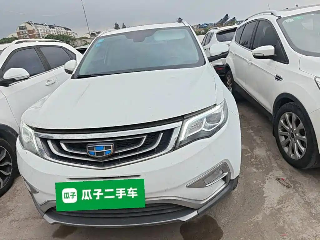 Фото 3 - Geely Atlas