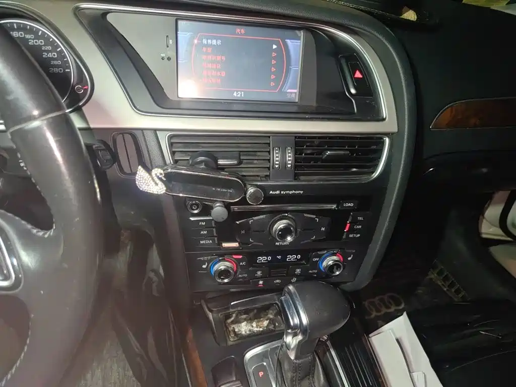 Audi A4L 2016 35 TFSI Collector's Edition S line Comfort фото 6