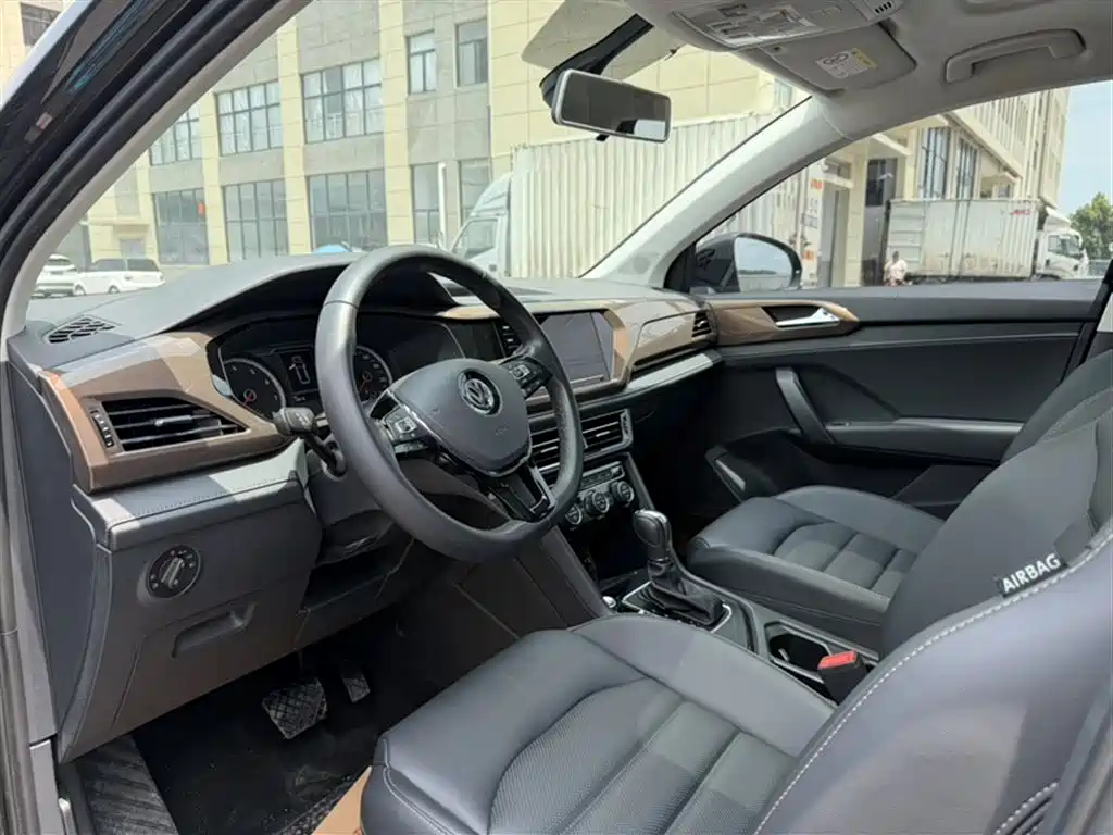 Volkswagen Tharu 2020 Model 280TSI 2WD Luxury Plus China VI фото 8