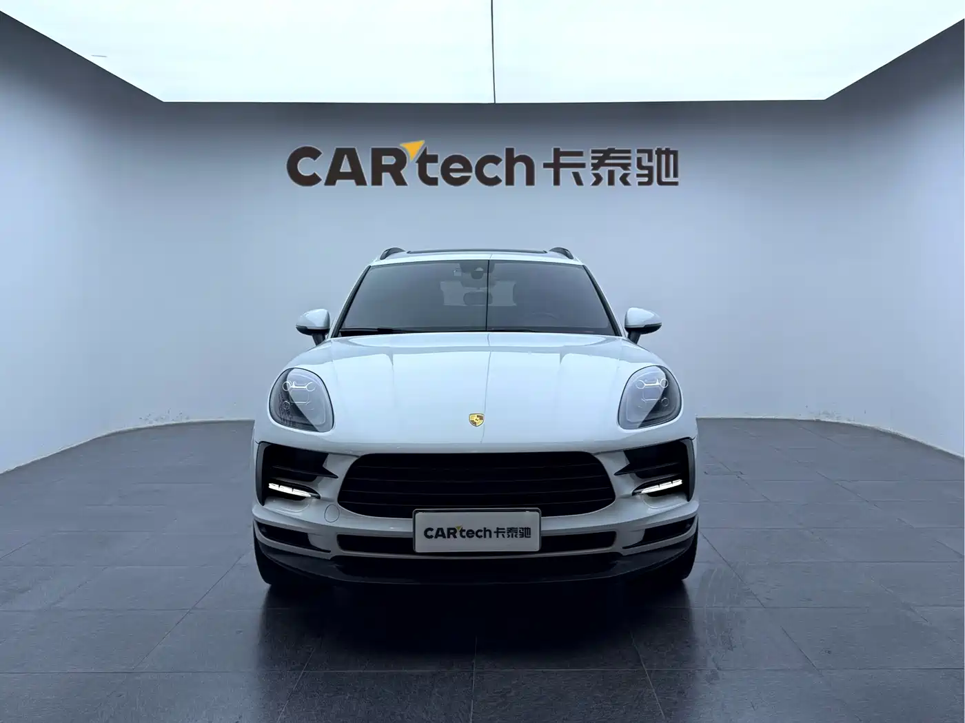Porsche Macan 2020 Macan 2.0T фото 2