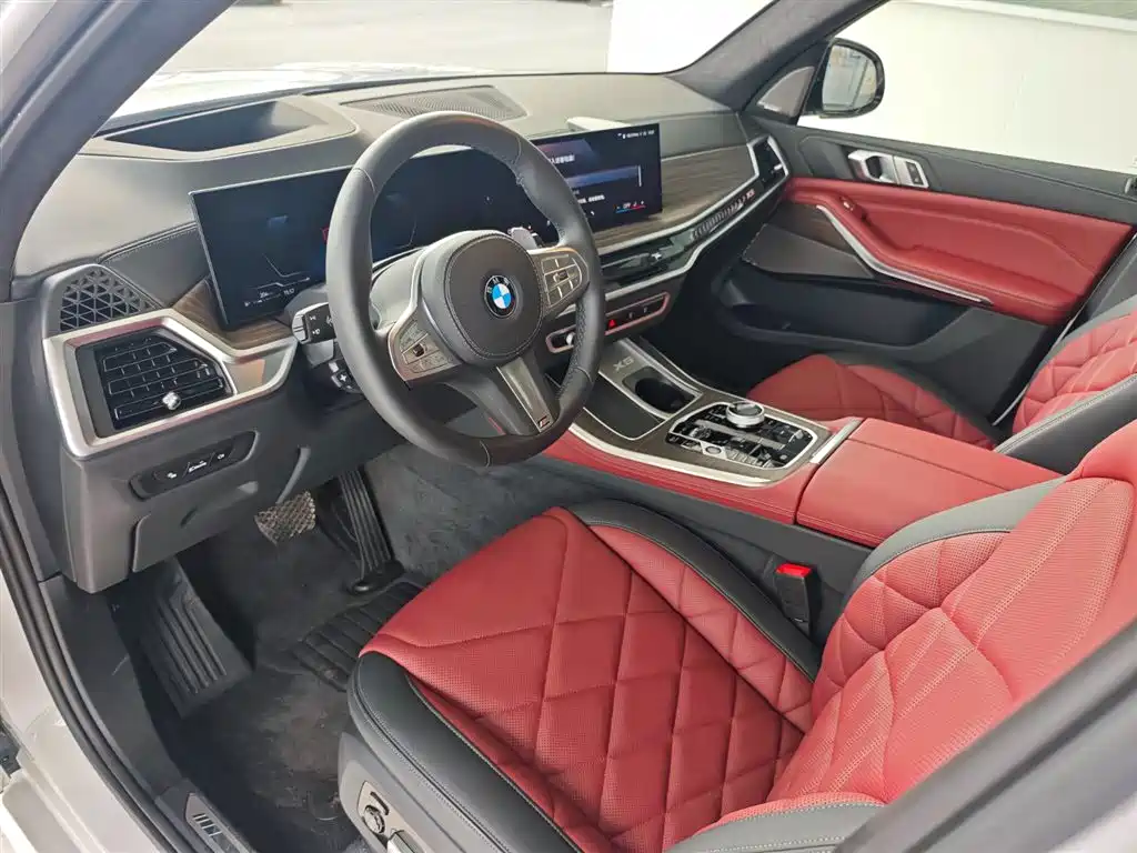 BMW X5 2025 Model xDrive 30Li Exclusive M Sport Blackout Package фото 7