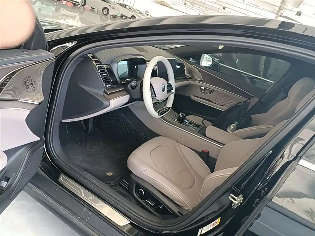 BYD Han 2024 EV Glory Edition 610KM AWD Celestial Eye Smart Driving фото 16