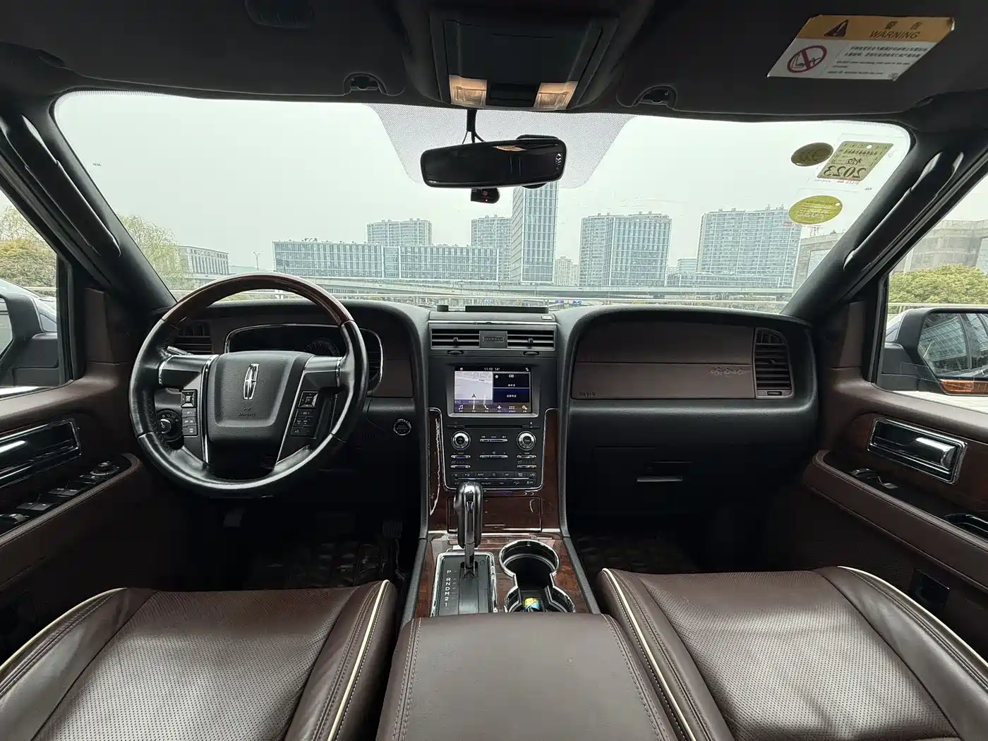 Lincoln Navigator One фото 6