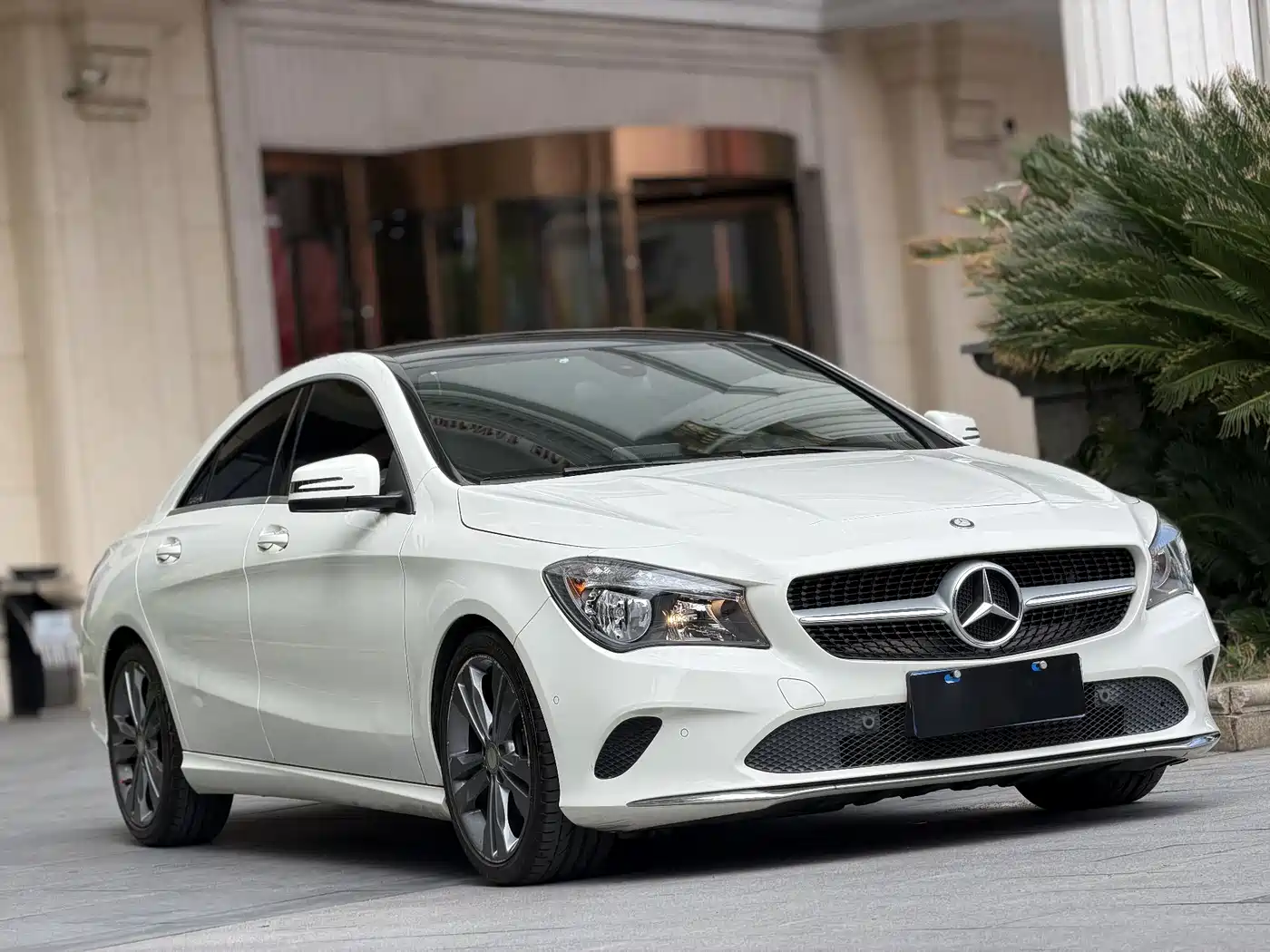 Mercedes-Benz CLA (Import) 2016 CLA 200 Sport фото 3