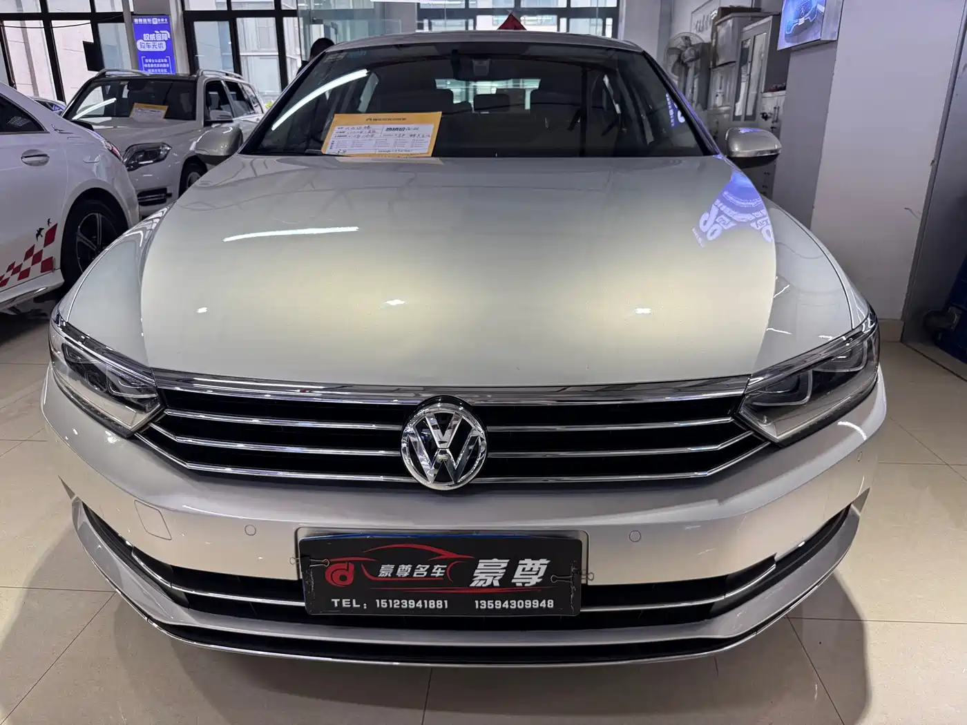 Volkswagen Magotan 2018 330TSI DSG Luxury фото 2