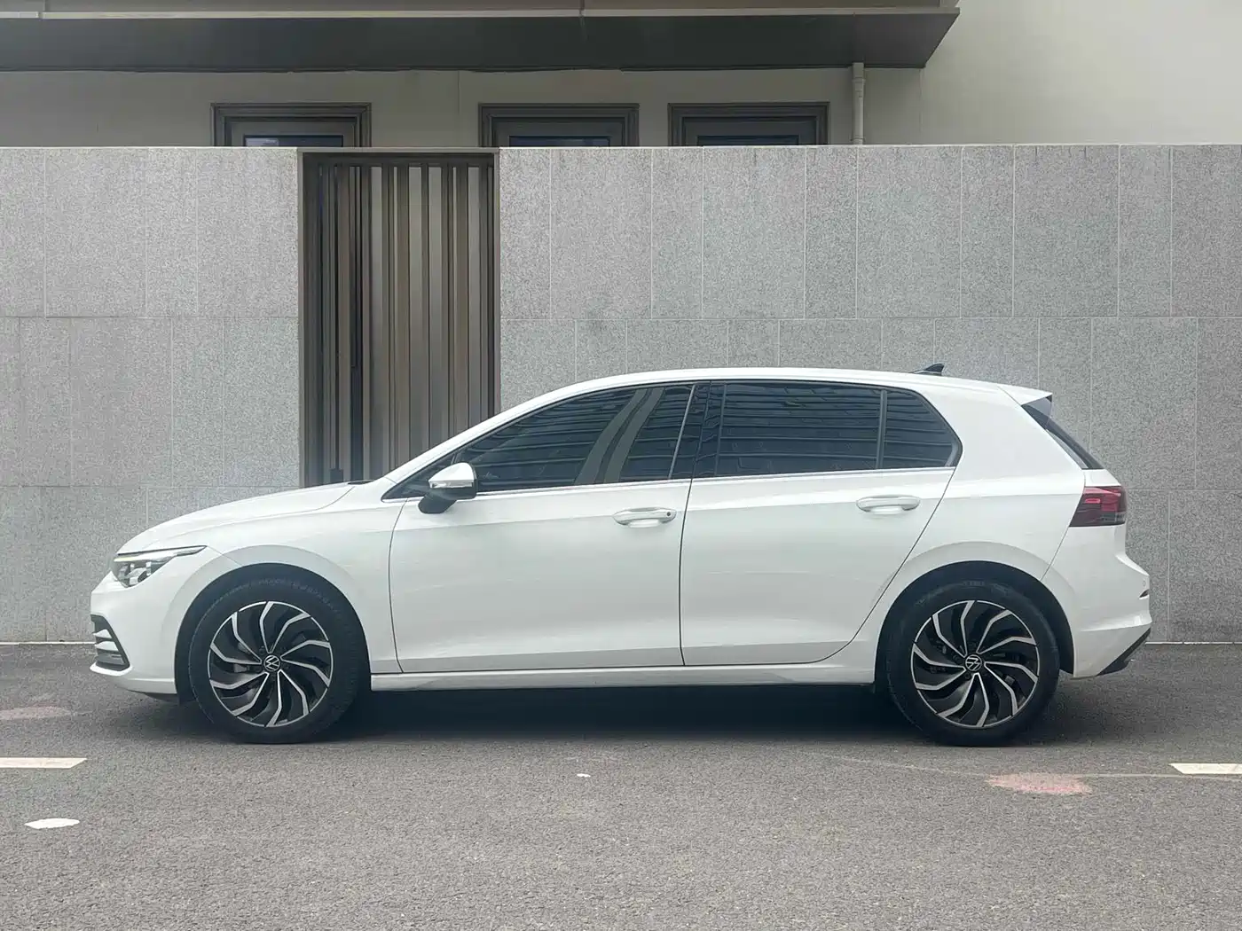 Volkswagen Golf 2023 280TSI DSG Pro фото 5