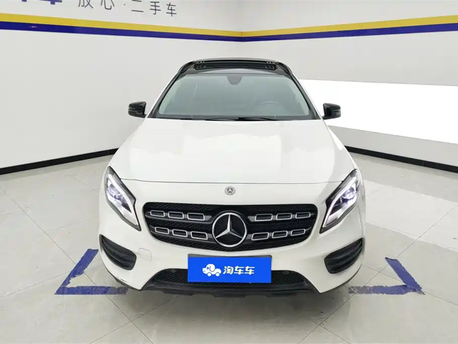 Mercedes-Benz GLA 2018 GLA 220 4MATIC Sport фото 2