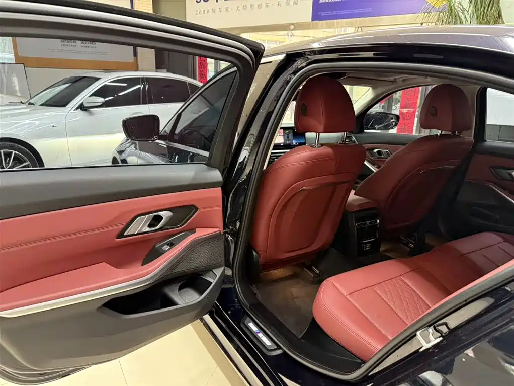 BMW 3 Series 2023 320Li M Sport Package фото 11