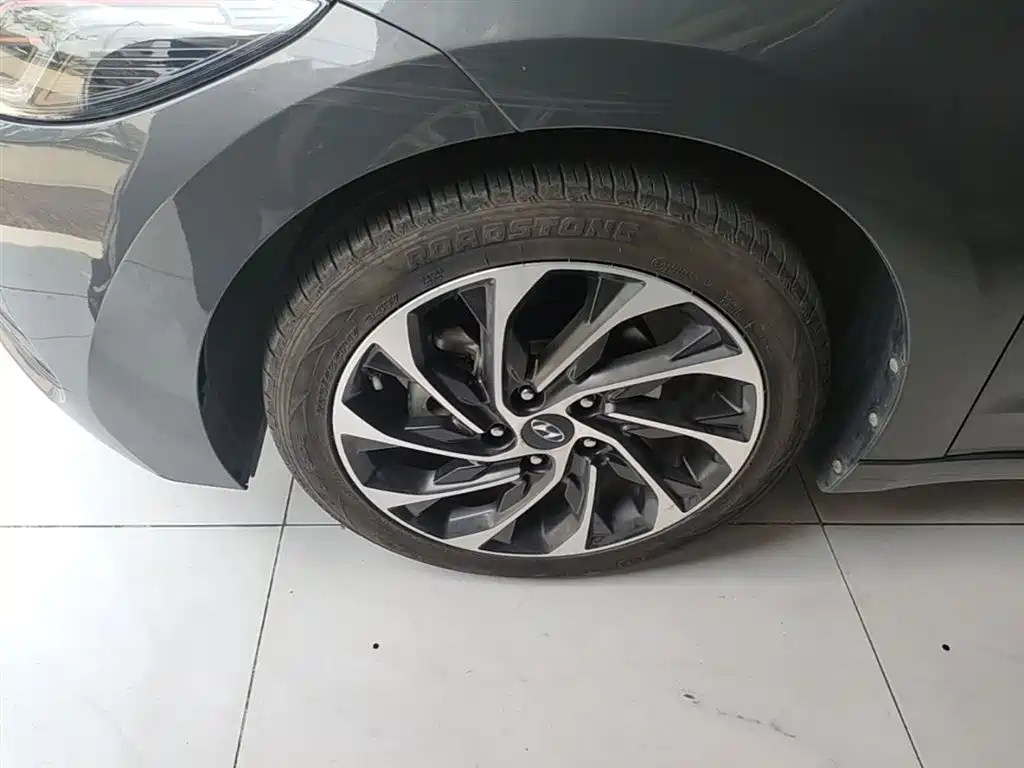 Hyundai Elantra 2020 1.4T DCT Dynamic·Vitality фото 23