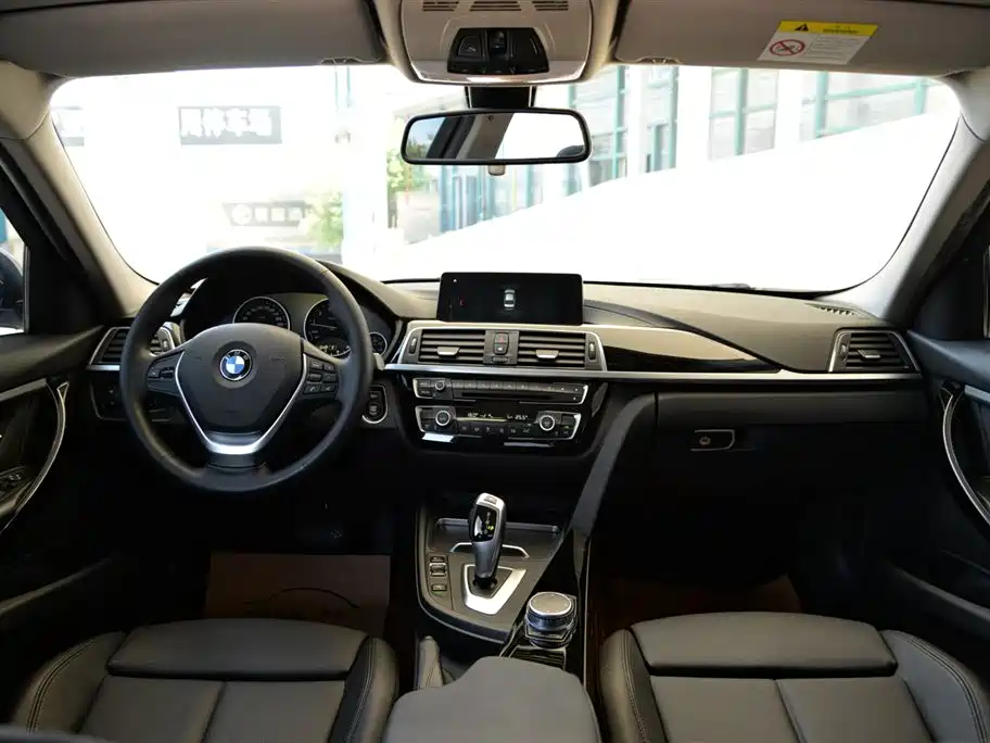 BMW 3 Series 2019 320Li Fashion Type фото 10