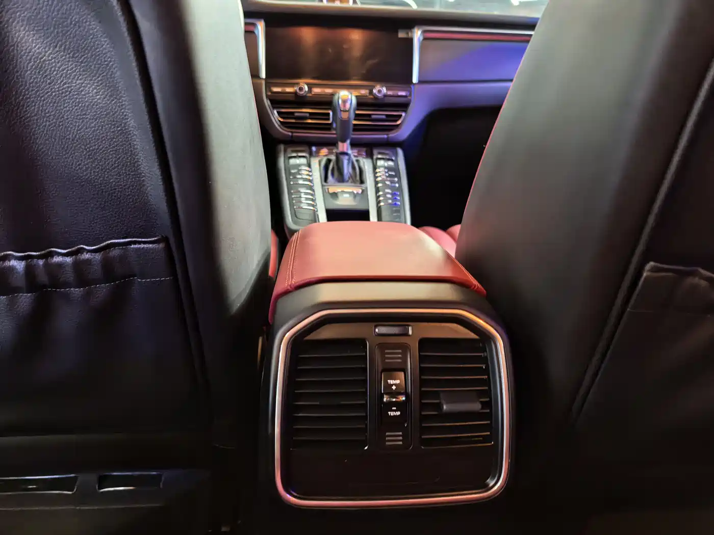 Porsche Macan 2018 Macan 2.0T фото 14