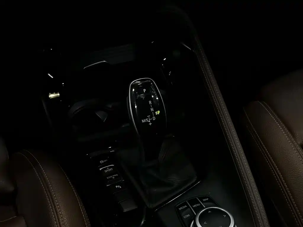 Photo 13 - BMW X2