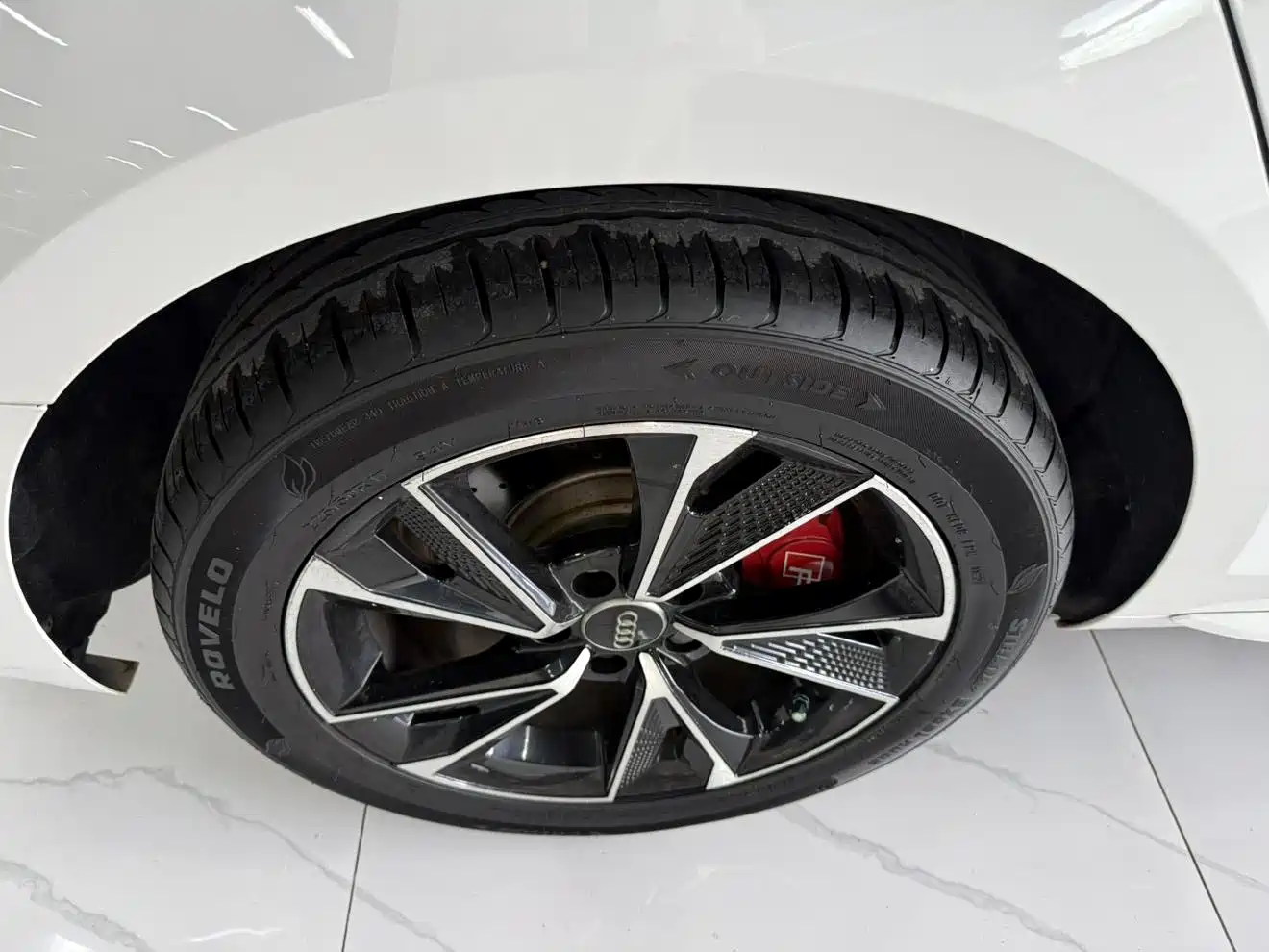 Audi A4L 2019 40 TFSI Progressive (China V) фото 21