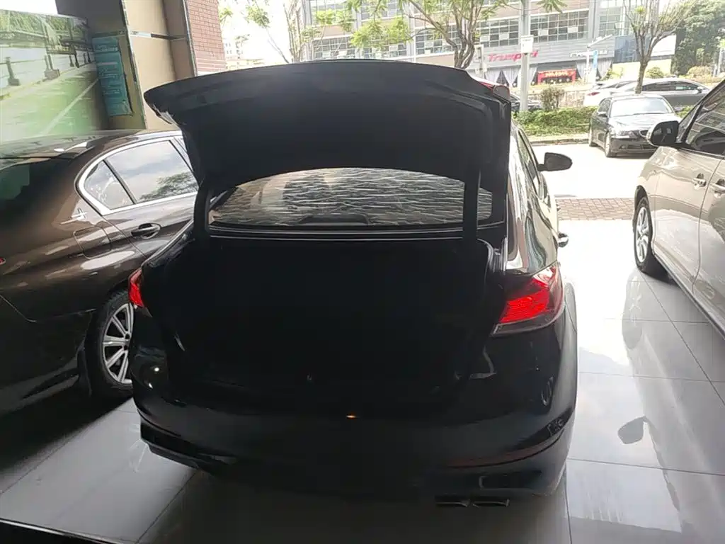 Hyundai Elantra 2020 1.4T DCT Dynamic·Vitality фото 19