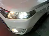 Фото 24 - Suzuki Vitara