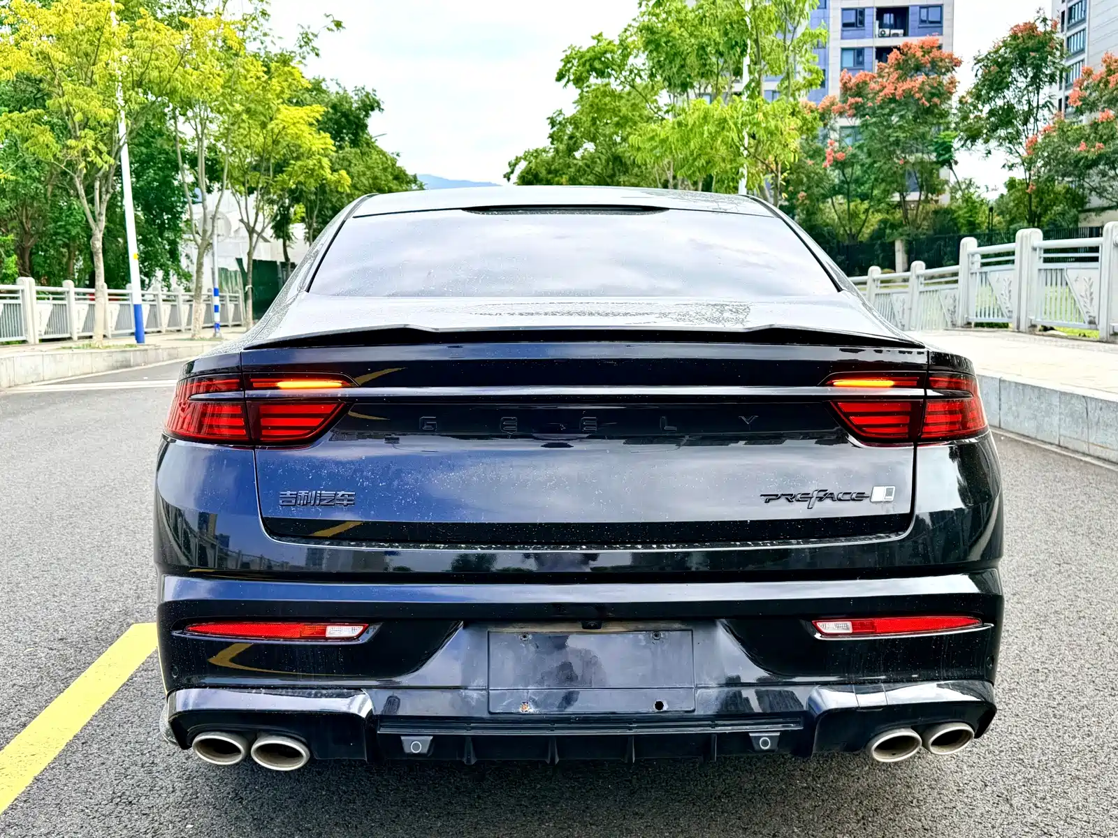 Фото 8 - Geely Preface