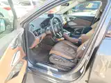 Photo 8 - Acura RDX