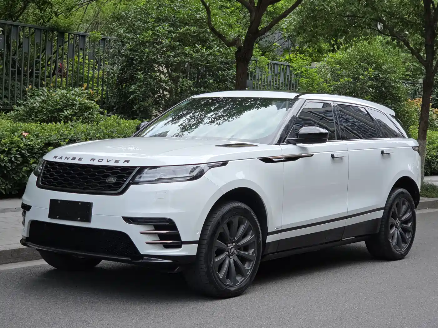 Land Rover Range Rover Velar 2018 P380 R-DYNAMIC HSE