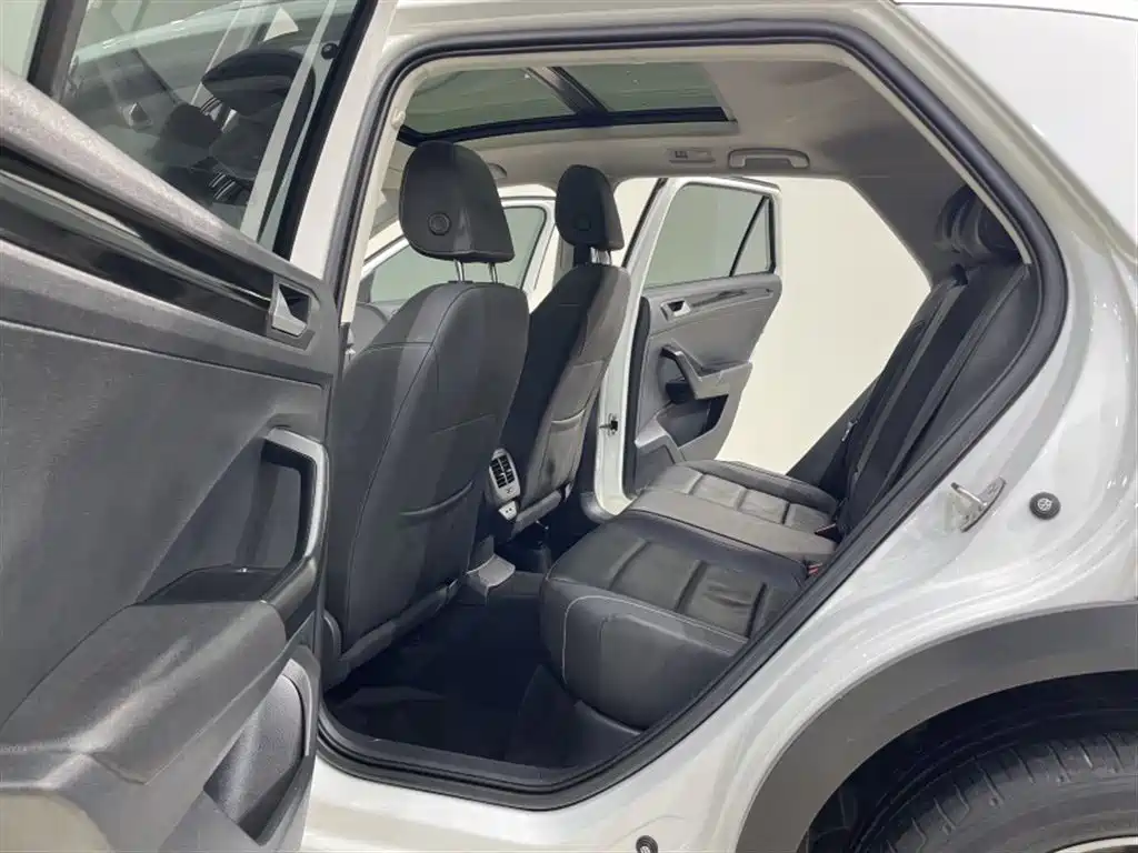 Volkswagen T-ROC 2022 280TSI DSG 2WD Elite PLUS фото 15