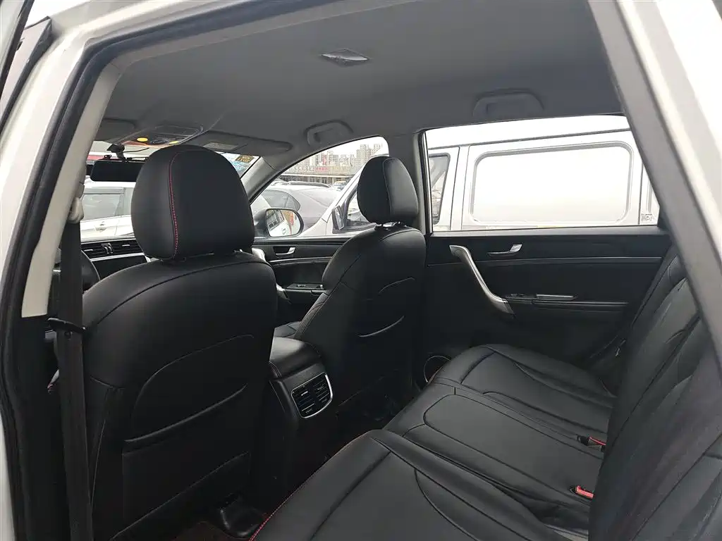 Haval M6 2019 1.5T DCT 2WD Urban Type China VI фото 16