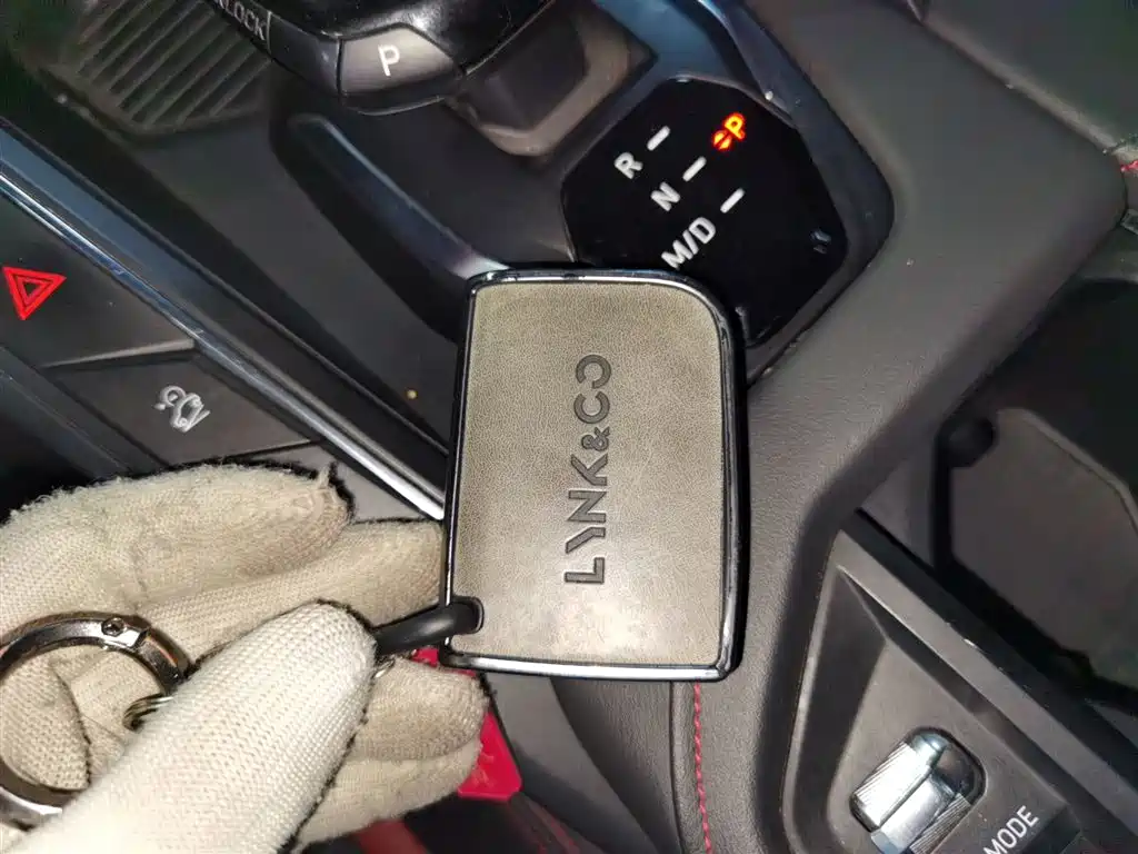 Lynk & Co 06 2020 1.5T Power Pro фото 11