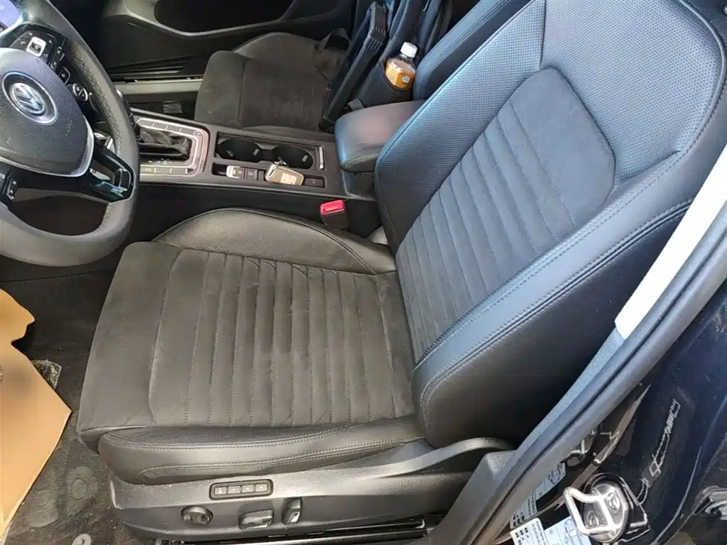 Volkswagen Magotan 2018 330TSI DSG Premium фото 15